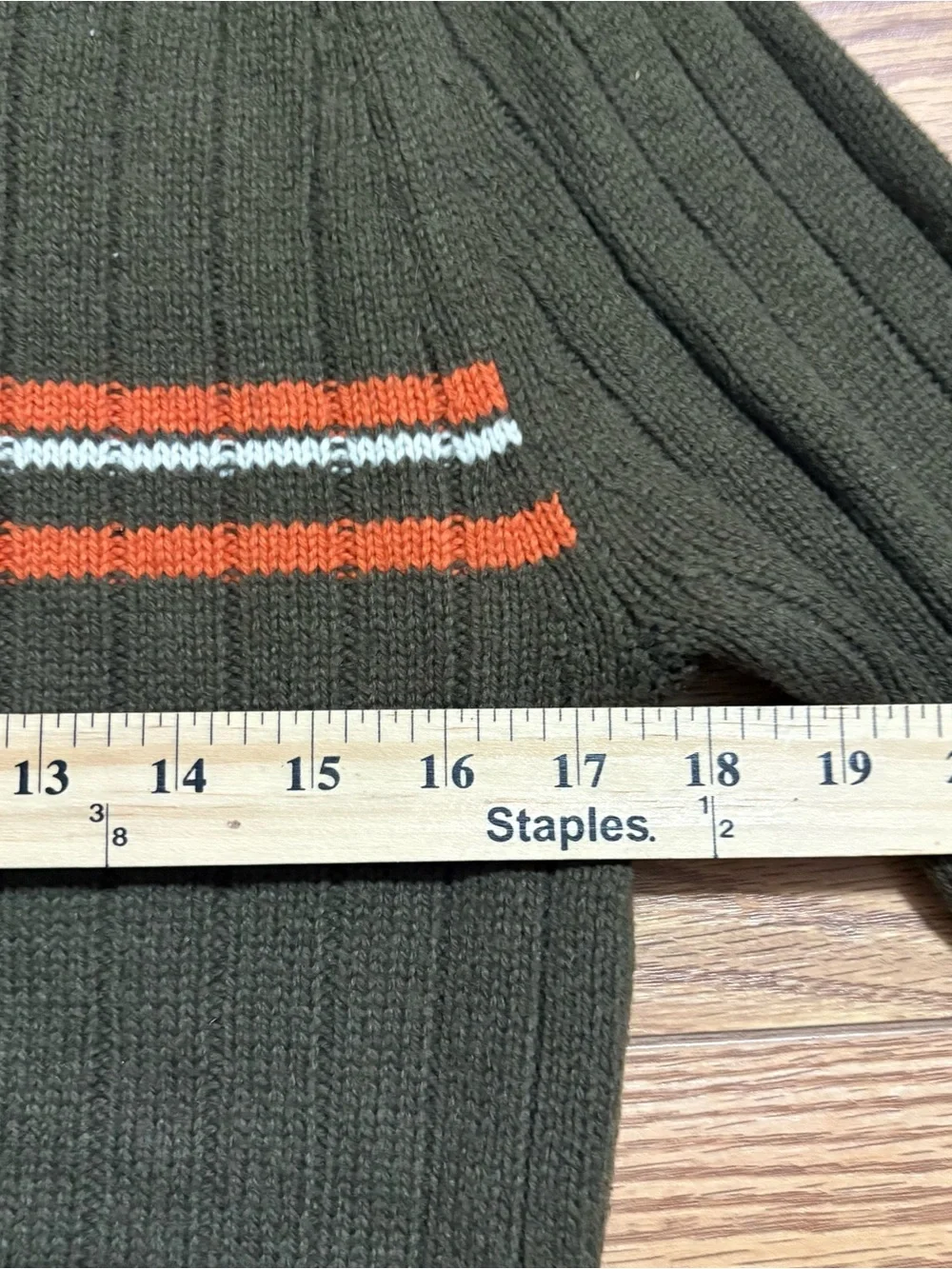 Vintage Y2K 2000s Aeropostale Green Knit Heavyweight Sweater Crewneck Men’s  S